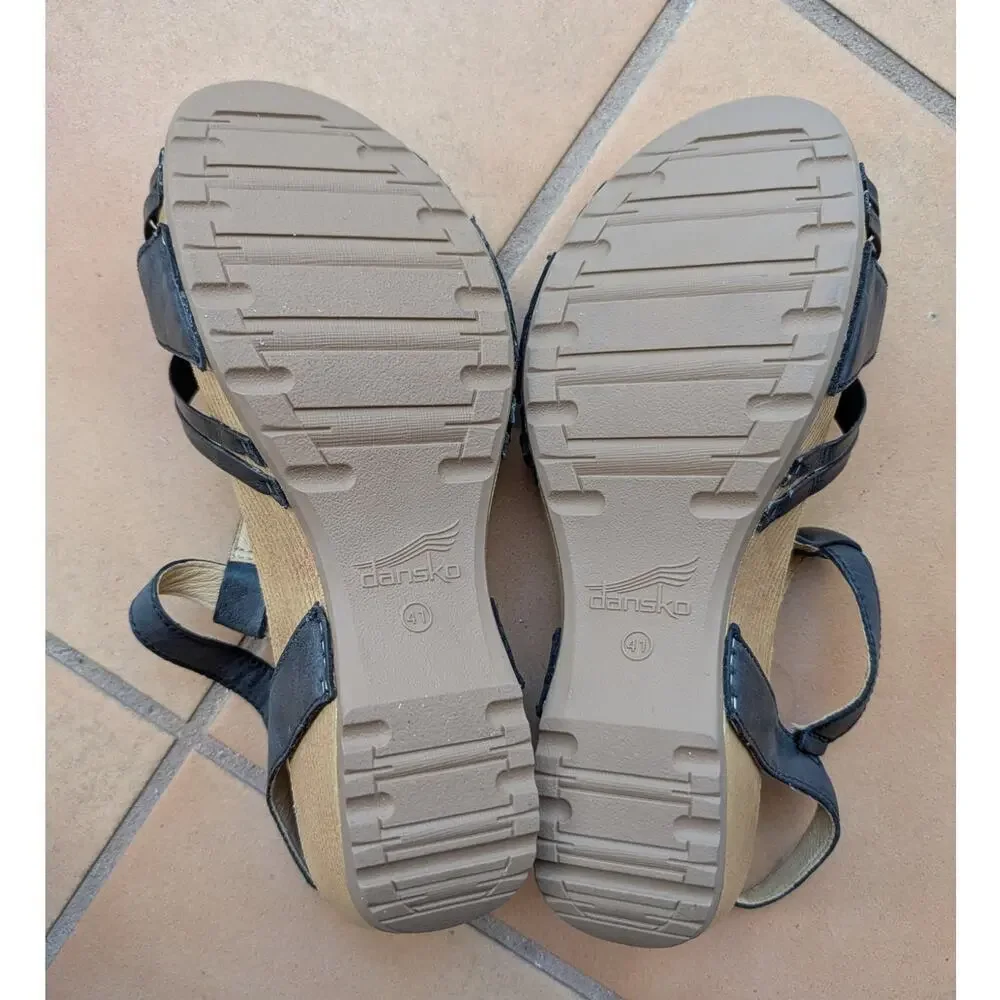 DANSKO TIA Milled Burnished chunky wedge Sandals, size Women's 10